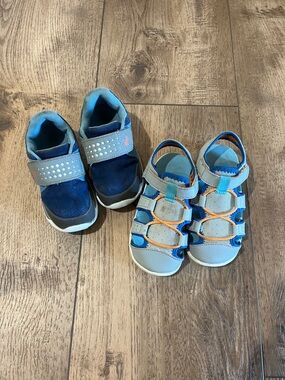 See Kai Run Kids Blue and Gray Sneakers & Sandals